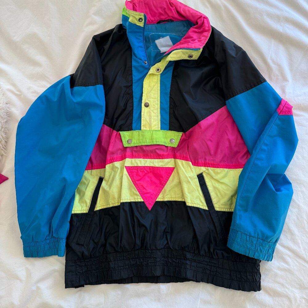 Retro Vintage 80s Windbreaker Jacket XL with Hidden Hood and Pockets!